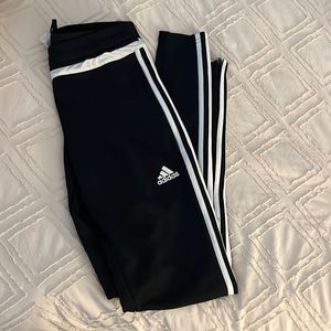 Adidas pants with zipper at ankles